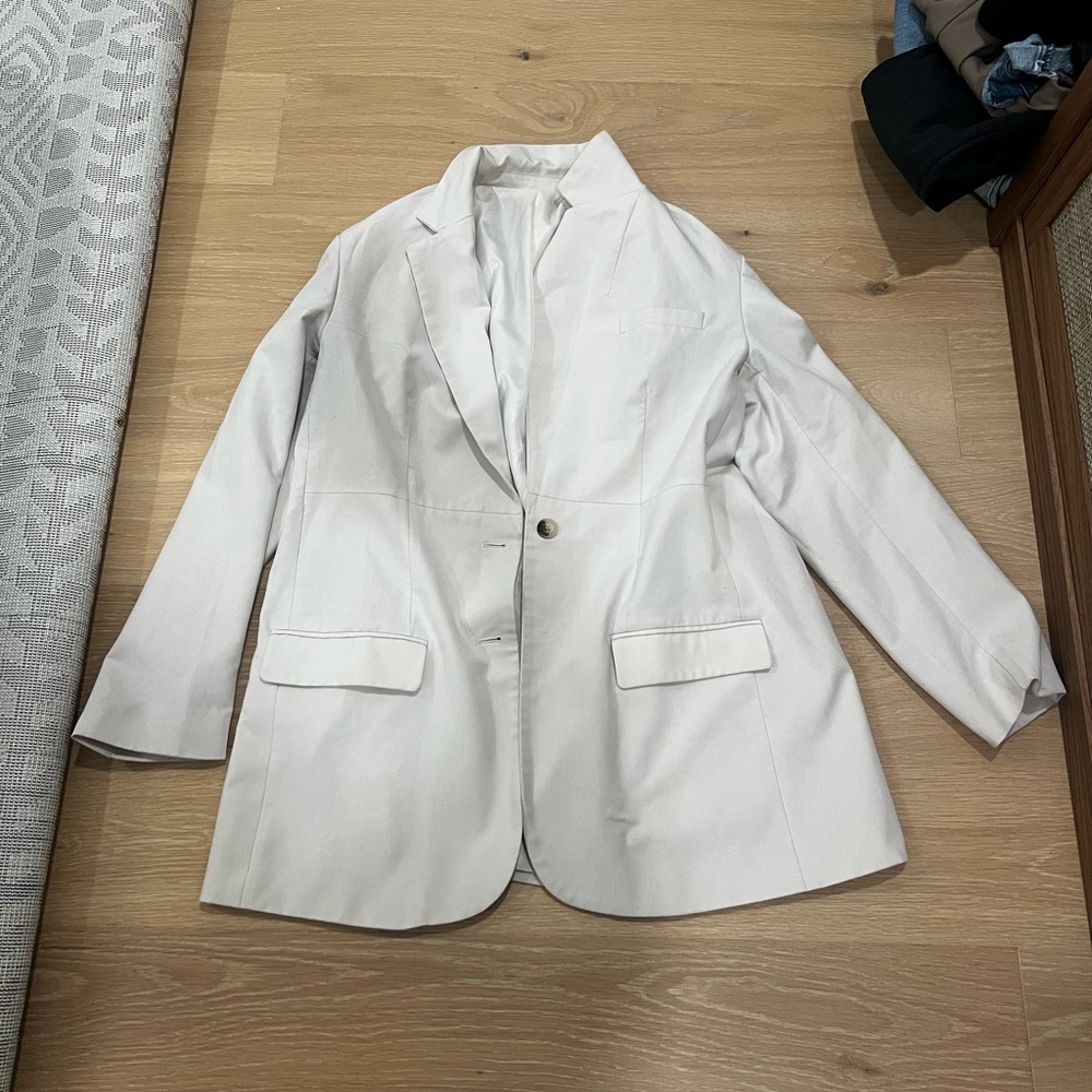 Crème Oversized Blazer